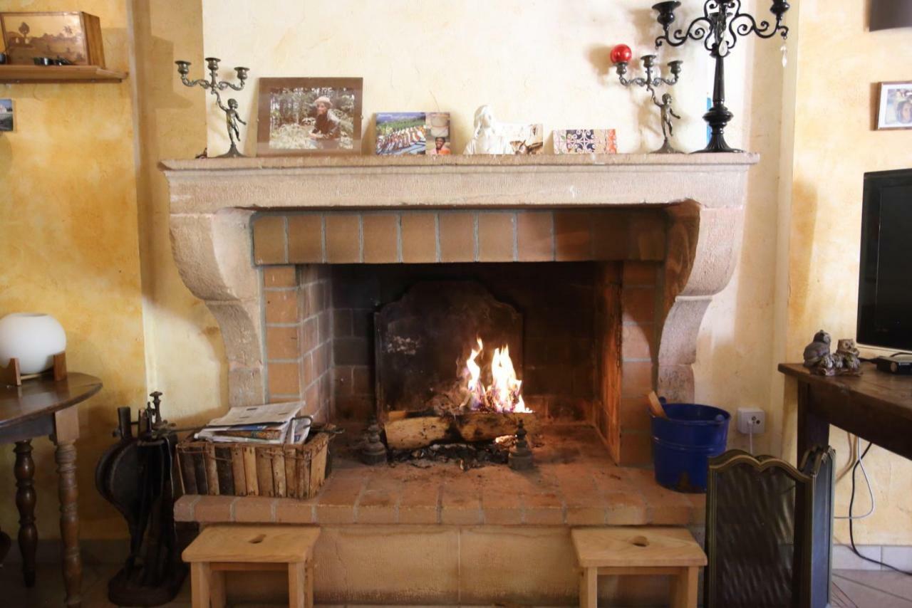 Chambres D'Hotes Des Deux Lacs Ceyzerieu ภายนอก รูปภาพ