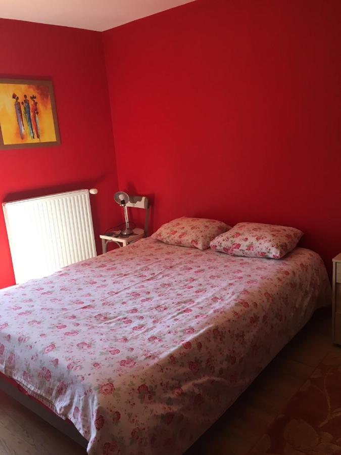 Chambres D'Hotes Des Deux Lacs Ceyzerieu ภายนอก รูปภาพ